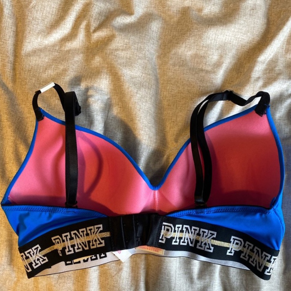 Pink bra. - Picture 2 of 2